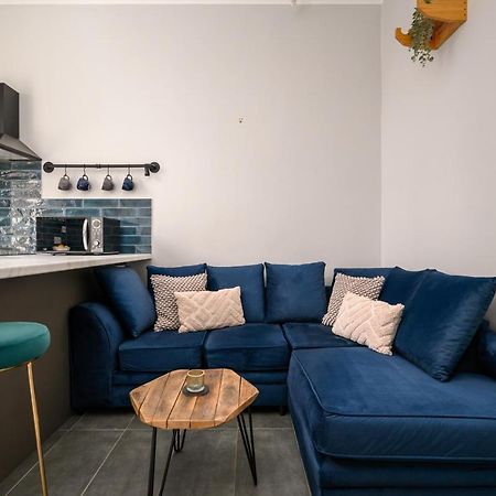 Vibrant Leith Flat Edimburgo Exterior foto